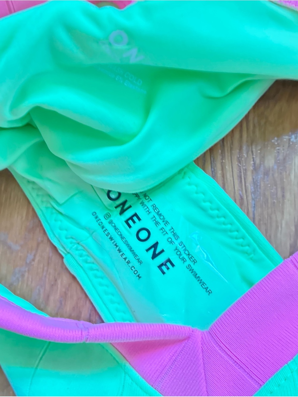 OneOne neon green/pink bikini Kameron top Jesse bottoms S/XS NWT - Picture 8 of 9